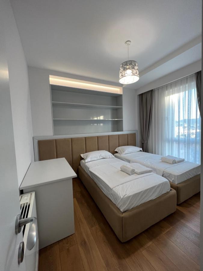Apartment Blanc 7 *